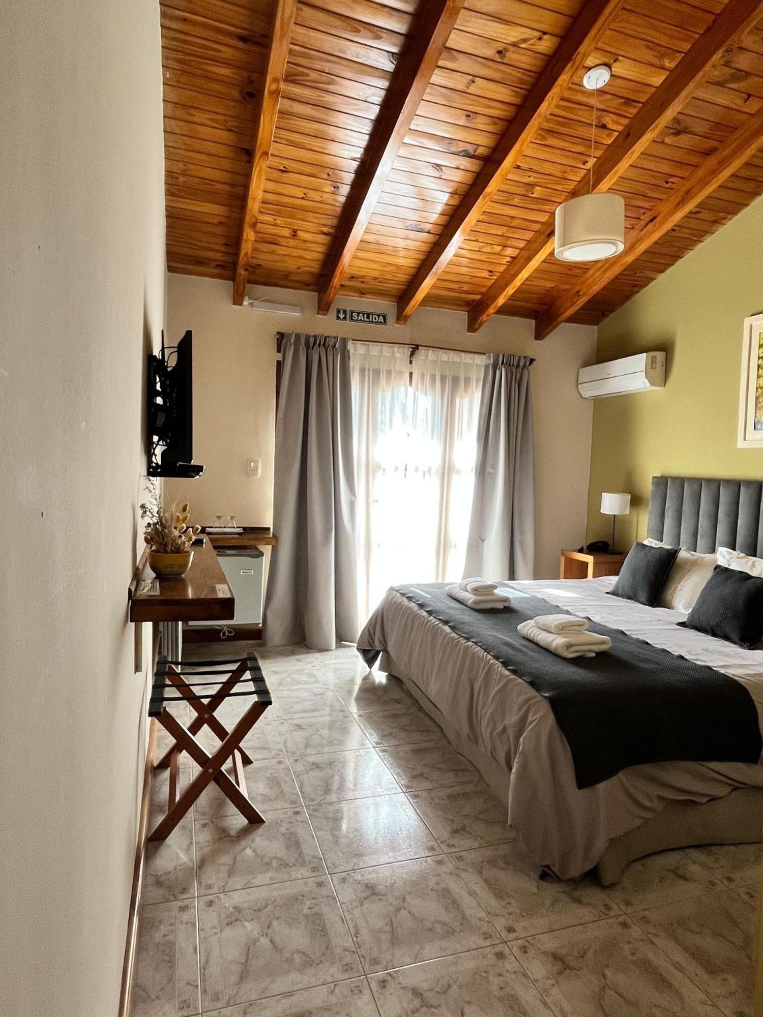 De Los Andes Hotel Boutique Lujan de Cuyo Exteriör bild